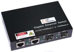 Model OTEN-4P-01 4-Port Media Converter